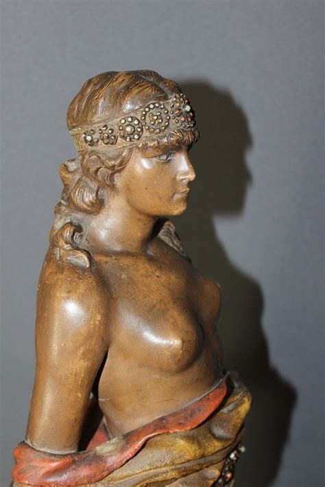 Proantic Terre Cuite Polychrome Titr E Judith Par Goldscheider Ve