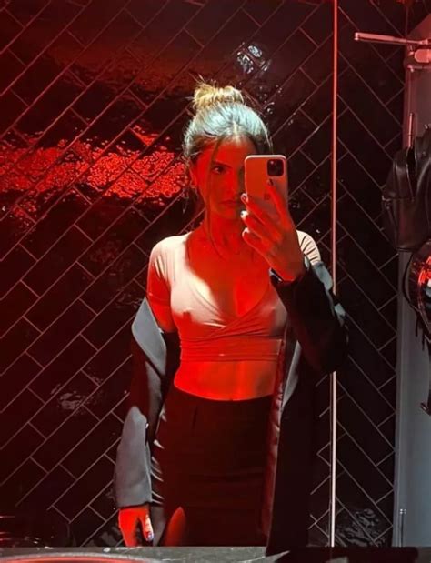 Red Light Nudes Pokies NUDE PICS ORG