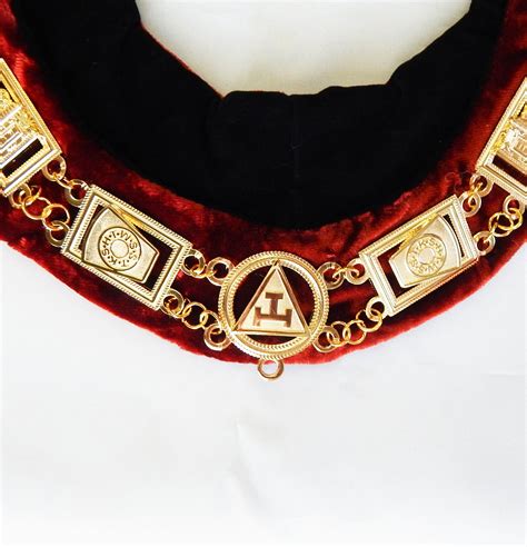 Royal Arch Masons Officer Collar Gold Chain on Red Velour | York Rite of Freemasonry Collars