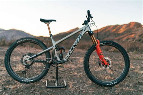 Pivot Mountain Bikes | MTB Brands | The Loam Wolf