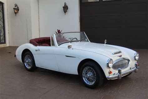 1989 Classic Roadsters Saxon 1962 Austin-Healey 3000 MKII | Premier Auction