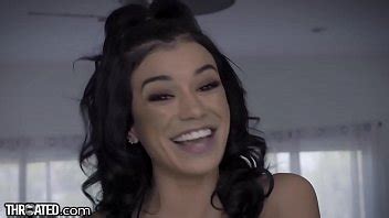 Latina Teen Gets Throated XNXX