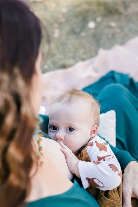 Breastfeeding Photography To Commemorate Early Motherhood