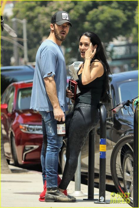 DWTS' Nikki Bella & Artem Chigvintsev Flaunt Hot PDA After a Lunch Date: Photo 4303558 | Artem ...