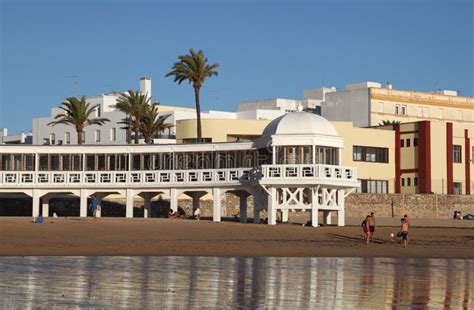 Beach in Cadiz, Spain editorial stock photo. Image of beach - 25181613