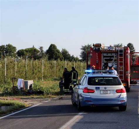 Video Foto Patru Tineri Rom Ni Mor I Ntr Un Grav Accident La Cesena