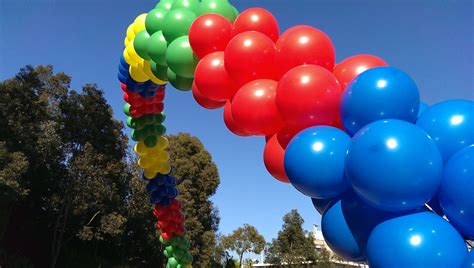 Giant helium inflated balloon arch. Up close!