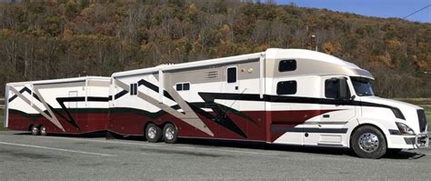 This 52 Foot Rv Can Be Yours At A Bargain Price Rv Travel