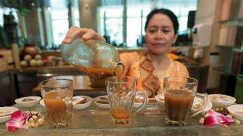mewakili filosofi penyembuh  jamu   dibawa penjual jamu