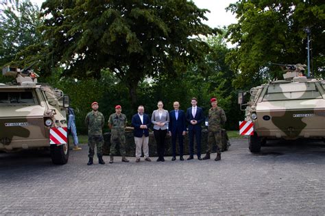 ABC Abwehrkommando FDP Abgeordnete Besuchen Bundeswehr Weingarten Baden