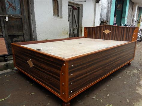 Teak Wood Modern Bed Palang Diwan King Siize Size Rs