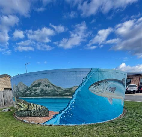 Swansea Water Tank Art