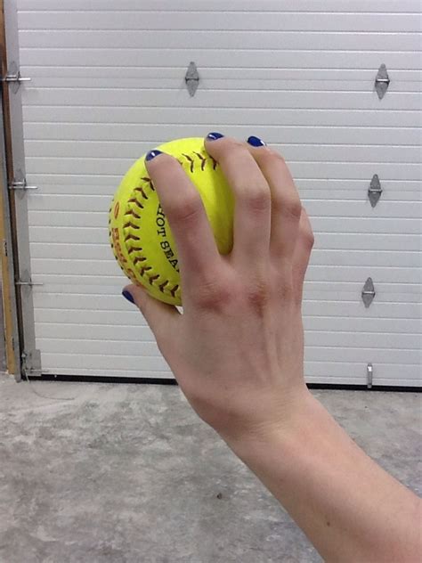 How To Pitch Fastpitch Softball Bc Guides