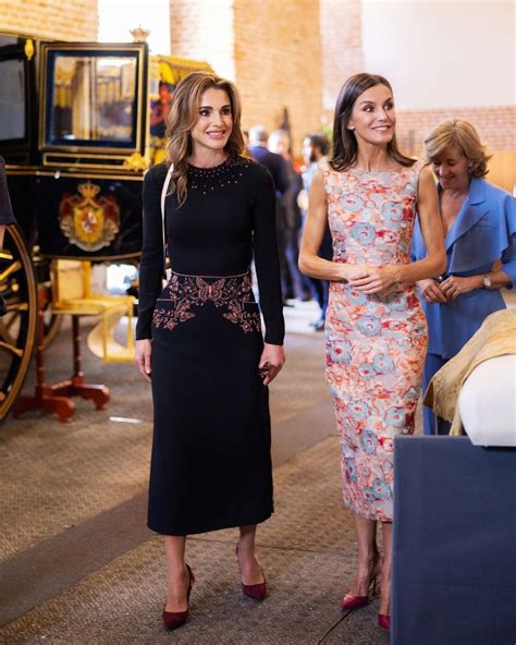 Los Looks Primaverales De Rania De Jordania Y Letizia Ortiz En Su