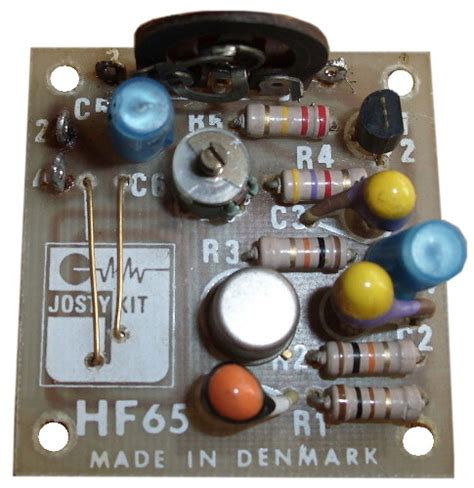 Ron's Radio Corner : HF65