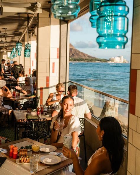 Soak in the Best Ocean View in Town at This Stunning Restaurant in Hawaii