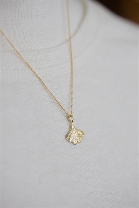 Pendentif Mini Ginkgo Collier Feuille Nature Bronze Jaune Plaqu Or