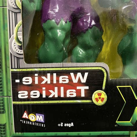 Marvel The Hulk Walkie Talkies New In Box