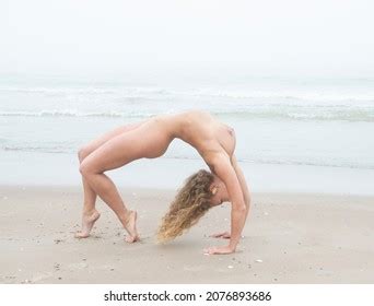 Beautiful Nude Woman Posing On Sea Stock Photo 2076893686 Shutterstock