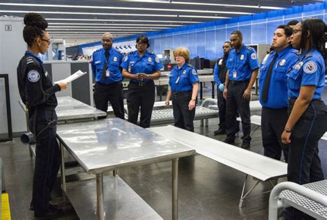 Tsa Continues To Set Record Of Passengers Screened With Busy Holiday