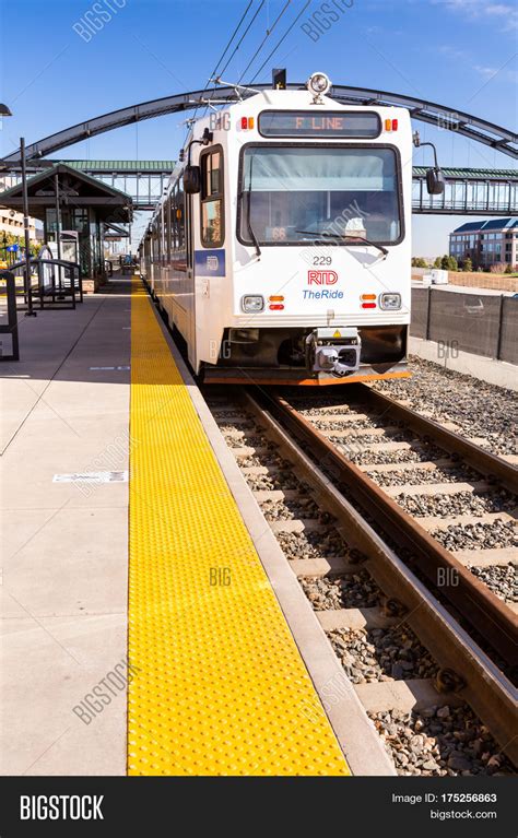 Lightrail Station Image & Photo (Free Trial) | Bigstock