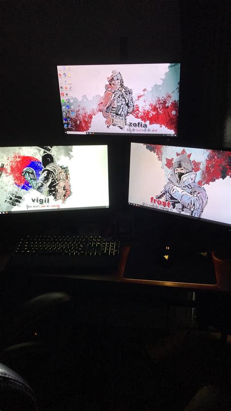 Just Finished Triple Monitor Setup Rbattlestations