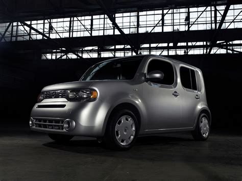 Third Look Nissan Cube Versus The Traditional Hatchback Winding Road Magazine