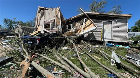 Tornado Devastates Homes And Businesses In Portage Area Escaping