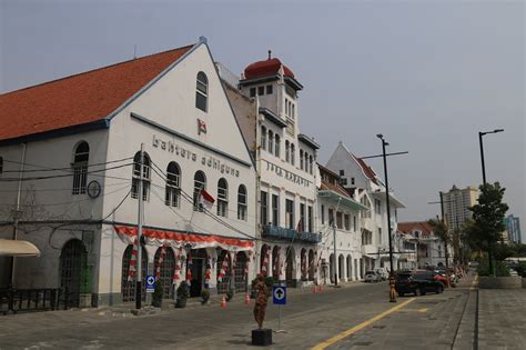 Usai Revitalisasi Kawasan Kota Tua Kian Ramah Pejalan Kaki Dan Rendah