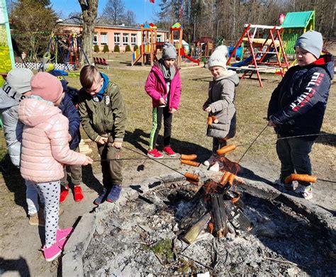 Powitanie wiosny Niepubliczna Szkoła Podstawowa w Niewodnicy Kościelnej