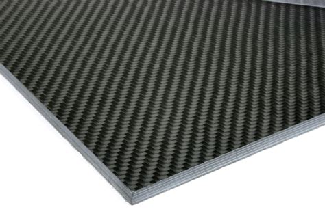 What's the Difference Between Carbon Fiber Sheets and Carbon Fiber Plates? | DragonPlate