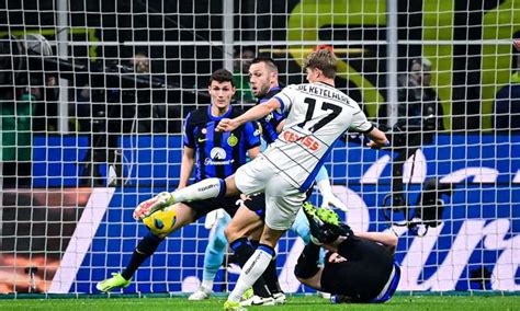 Open Var Rocchi Inter Atalanta Ok Annullare Il Gol Di De Ketelaere