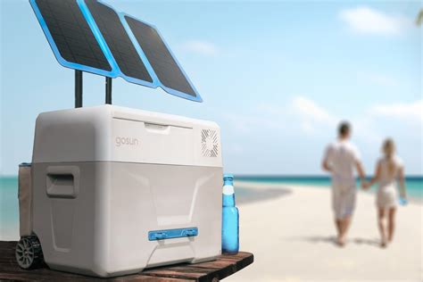 An Ice Free Cooler That Runs On A Solar Power Panel Yanko Design