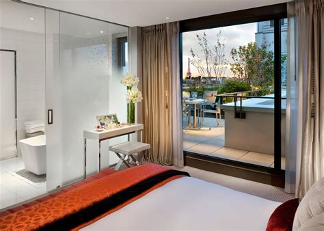 043 – Mandarin Oriental, Paris Hotel – Paris, France – Panoramic Suite ...