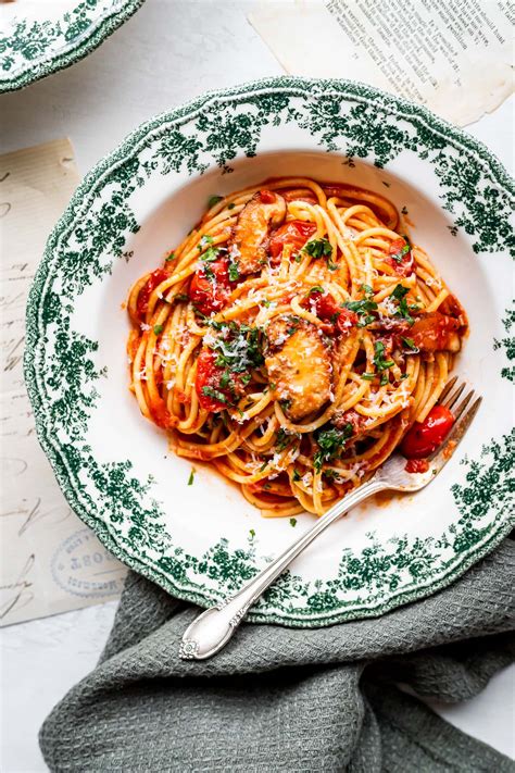 30 Minute Tom Yum Pasta Cooking Therapy