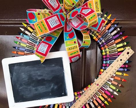 Crayon Wreath Teacher Appreciation Gift Crayola Personalized