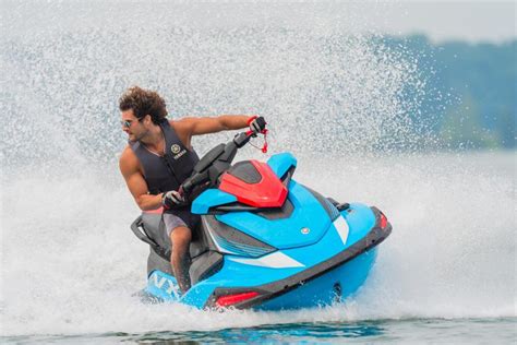 2024 Yamaha WaveRunner VX Deluxe Wasserfahrzeug Und Jet Ski Kaufen