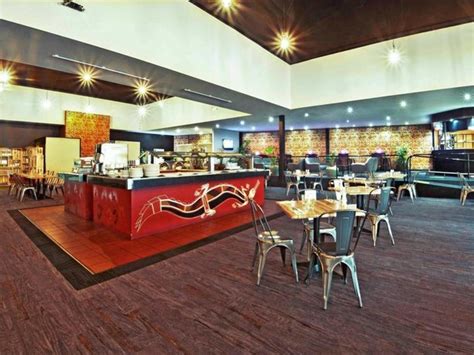 Mercure Kakadu Crocodile Hotel, Jabiru - Compare Deals