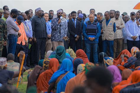 Jubaland President and Aid Agency Officials Inspect Flood-Hit Areas in ...