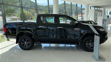 All New Toyota Hilux Double Cab G Mt X Black Color Perfect