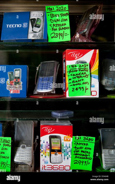 Banking Mobile Africa Hi Res Stock Photography And Images Alamy