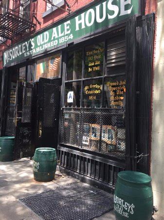 McSorley's Old Ale House (New York City): Top Tips Before You Go with 370 photos - TripAdvisor