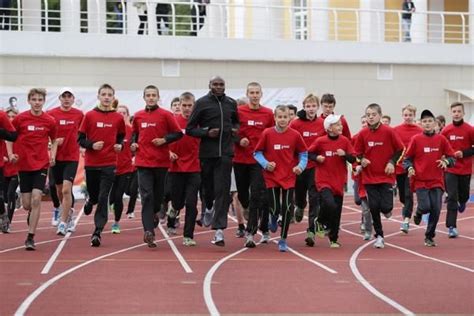 IAAF Ambassador Wilson Kipketer holds master class for young runners in Russia | NEWS | World ...