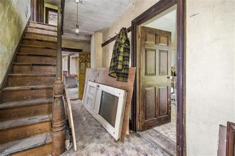 Canadas Most Incredible Abandoned Houses Loveproperty