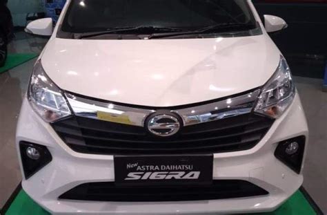 Spesifikasi Daihatsu Xenia Tipe R Pintermekanik