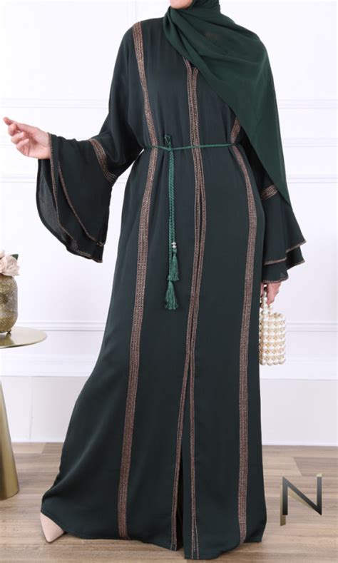 Abaya Ouverte Tissu Nidah Gaufr Gallon Avec Strass Et Sfifa Fine