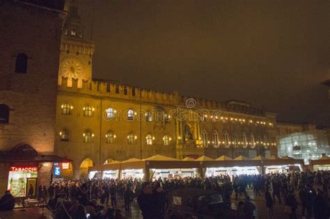 Palazzo D`Accursio and Chocolate Market at Piazza Maggiore by Night ...