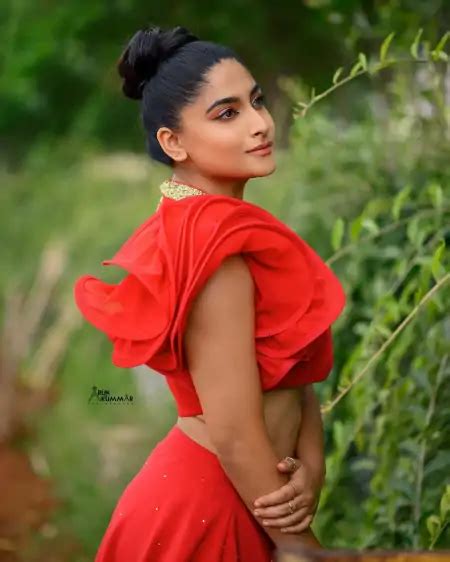 Nishvika Naidu Top Hot Pics And Photo