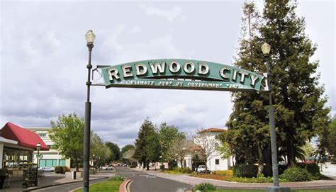 Redwood City | Community Guide | Debbie Elowson