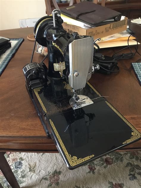 The Value Of An Original Singer Electric Sewing Machine With Case And Accessories Excellent